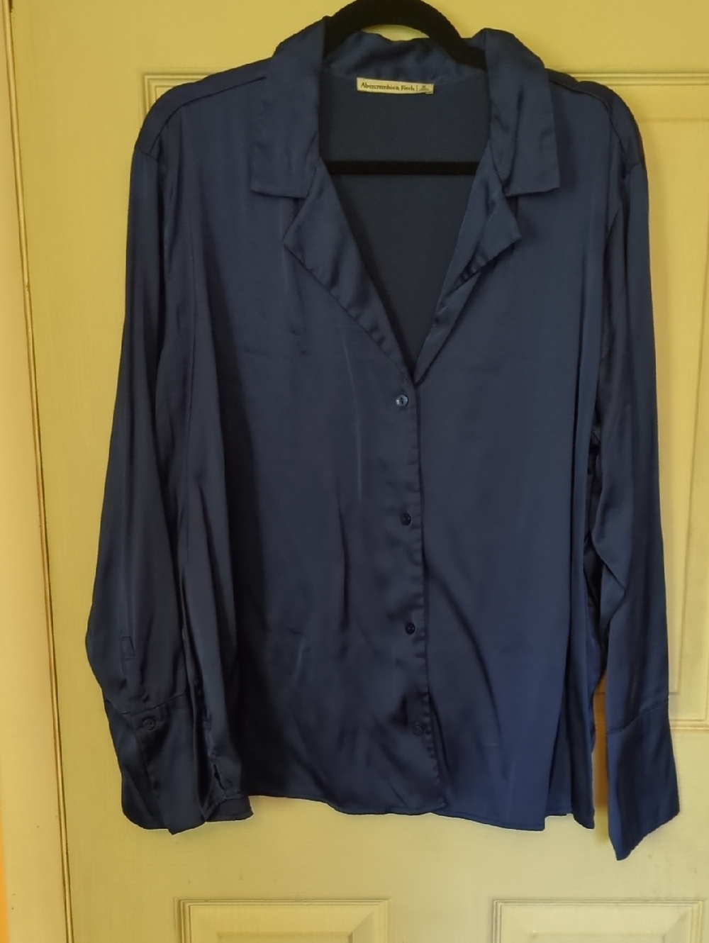 NWOT Abercrombie Fitch XL Royal Blue Lapel Collar Satin Button Down Shirt